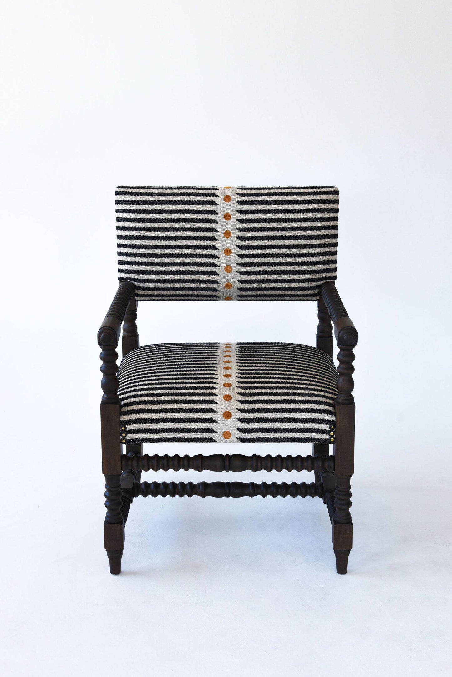 Komi Armchair