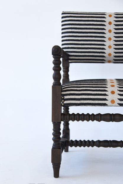 Komi Armchair