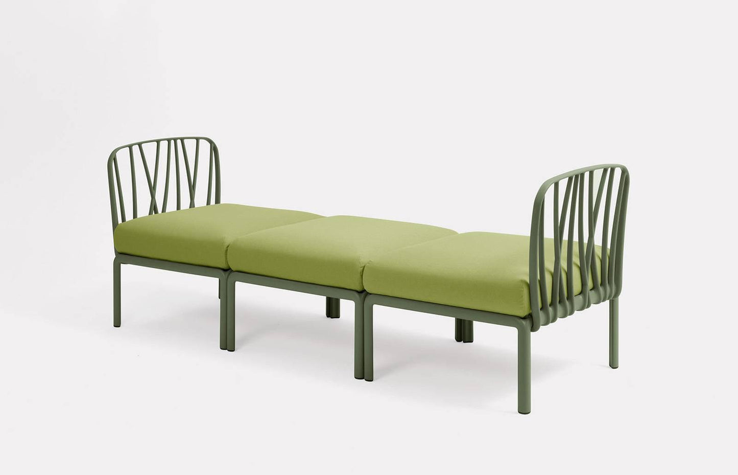 Komodo Pouf-Contract Furniture Store for hospitality, leisure & commercial projects