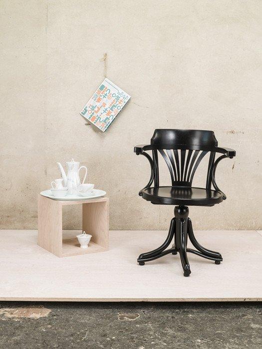 Kontor Armchair