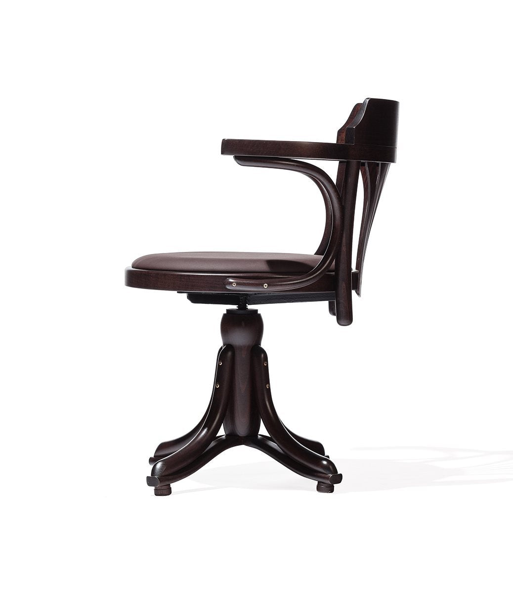 Kontor Upholstered Armchair