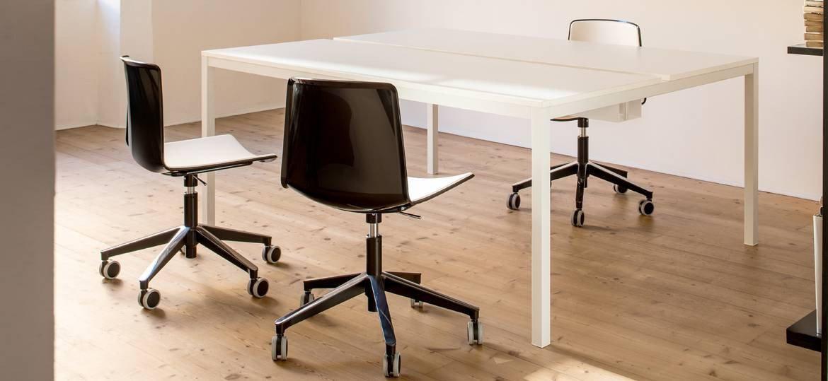 Kuadro Desk-Pedrali-Contract Furniture Store