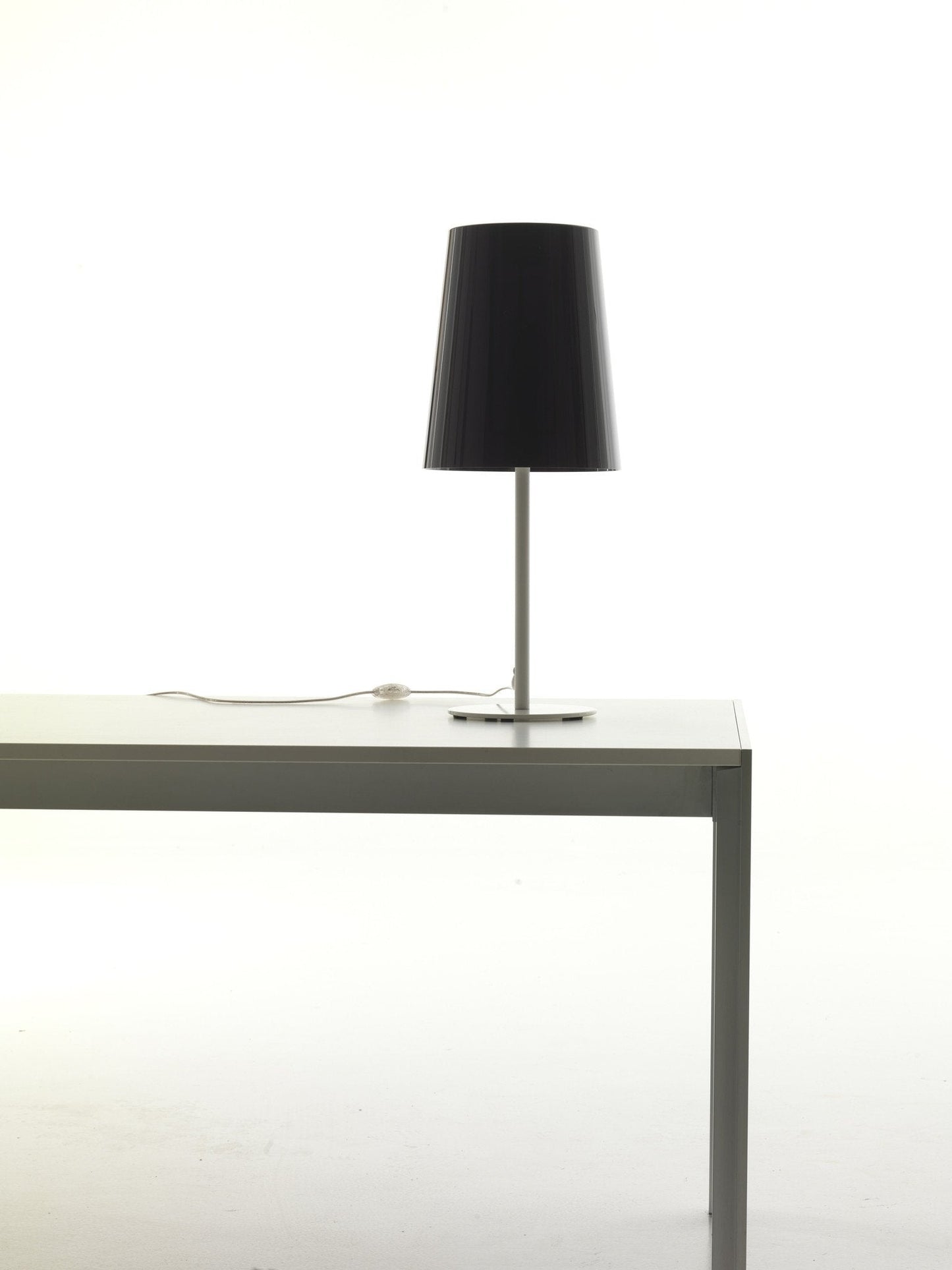 L001TA/A Table Lamp
