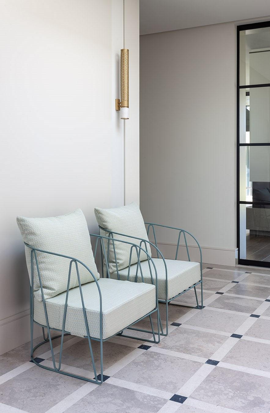 Lagarto Lounge Chair-Contract Furniture Store for hospitality, leisure & commercial projects