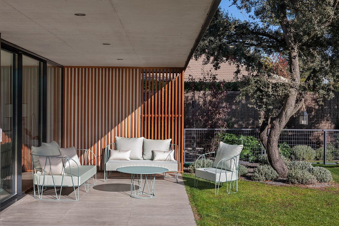 Lagarto Sofa-Contract Furniture Store for hospitality, leisure & commercial projects