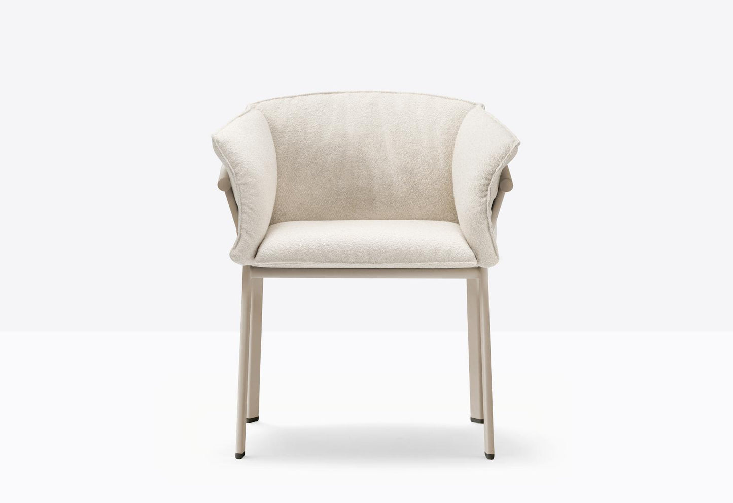 Lamorisse 3685 Armchair-Contract Furniture Store for hospitality, leisure & commercial projects