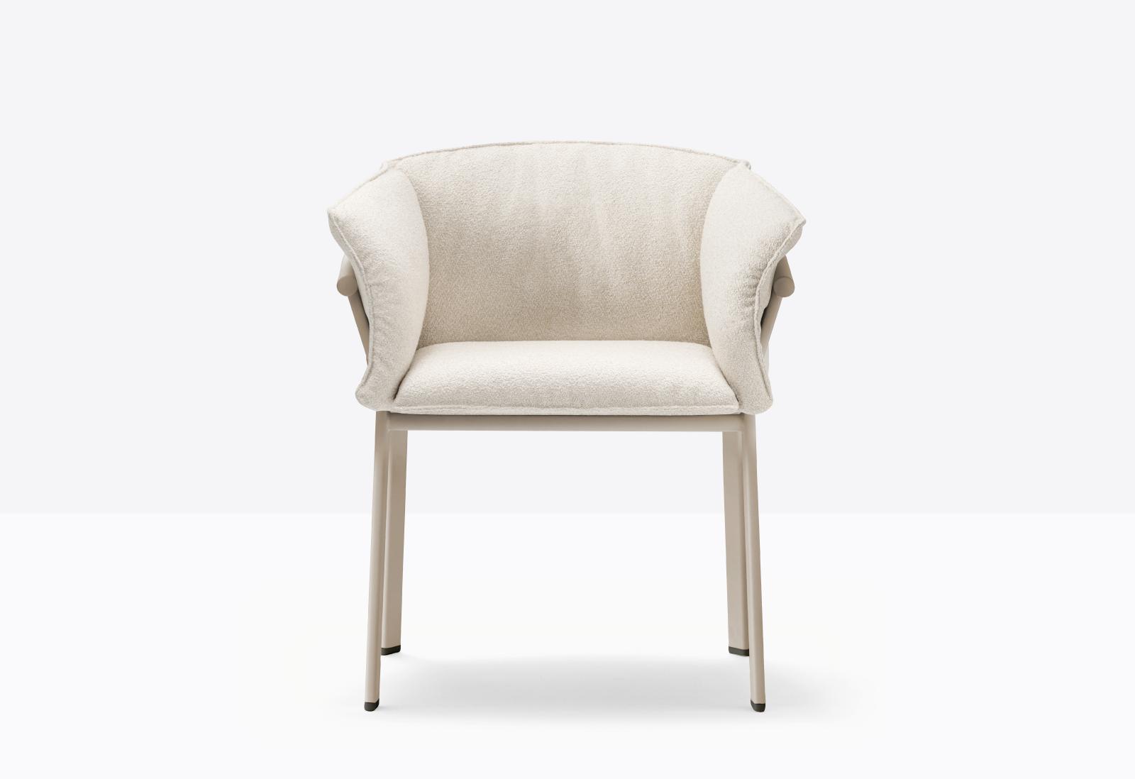 Lamorisse 3685 Armchair-Contract Furniture Store for hospitality, leisure & commercial projects