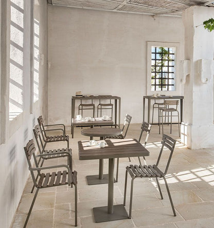 Laren Round Dining Table-Contract Furniture Store for hospitality, leisure & commercial projects