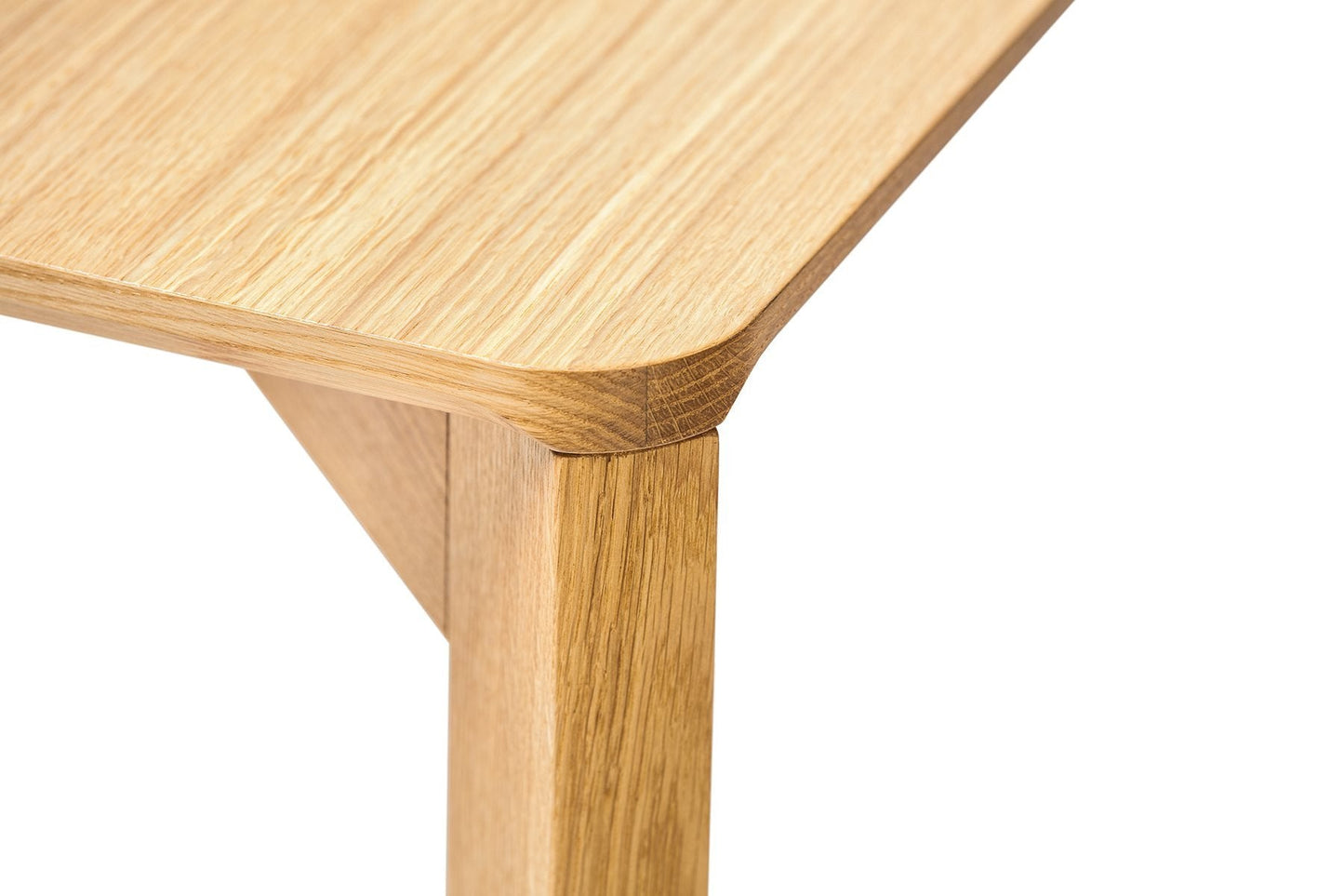 Lasa Dining Table