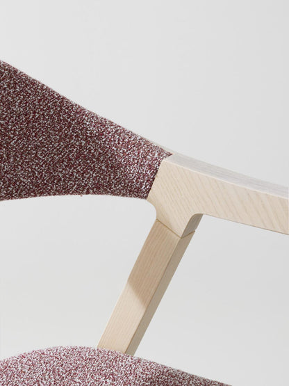 Layer 090 Armchair
