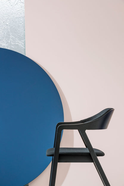 Layer 090 Armchair