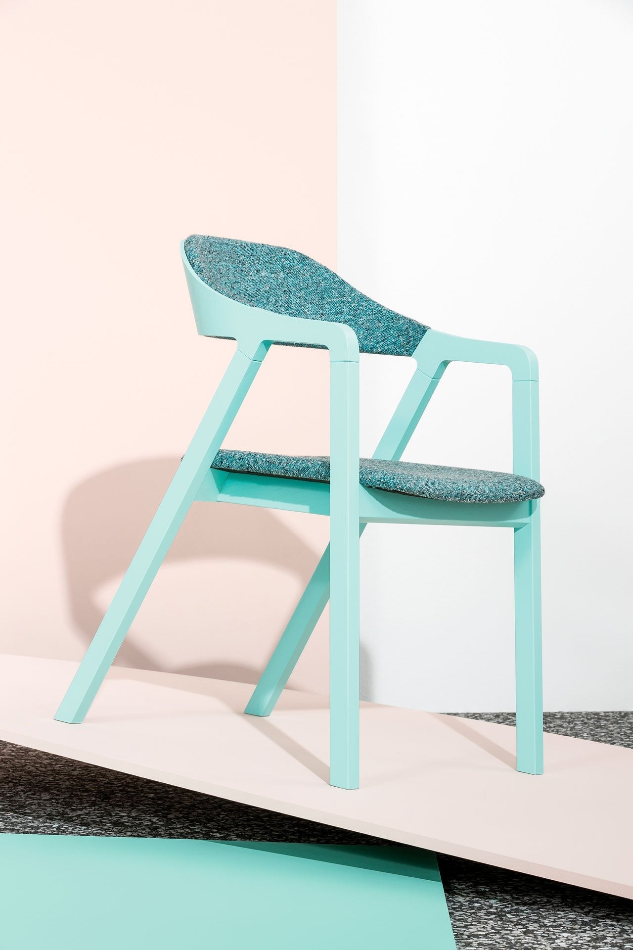 Layer 090 Armchair