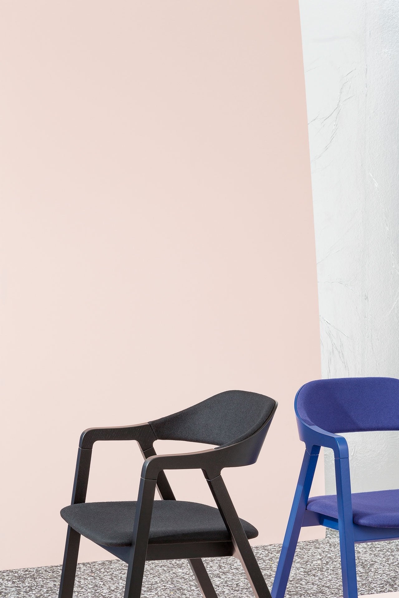 Layer 090 Armchair