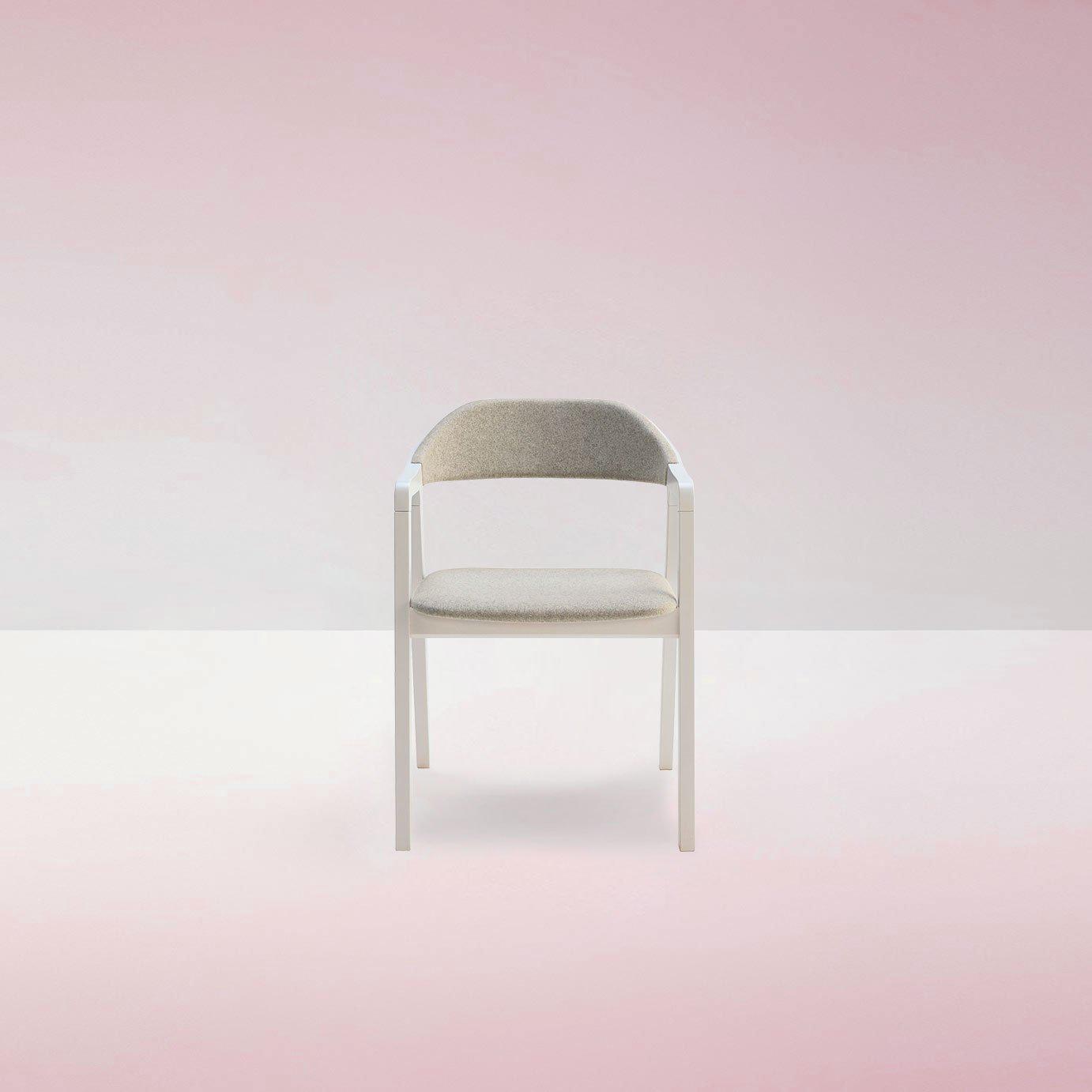 Layer 090 Armchair