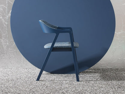 Layer 090 Armchair