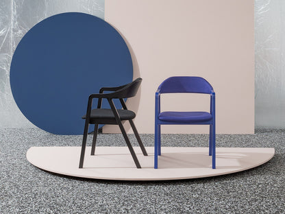 Layer 090 Armchair