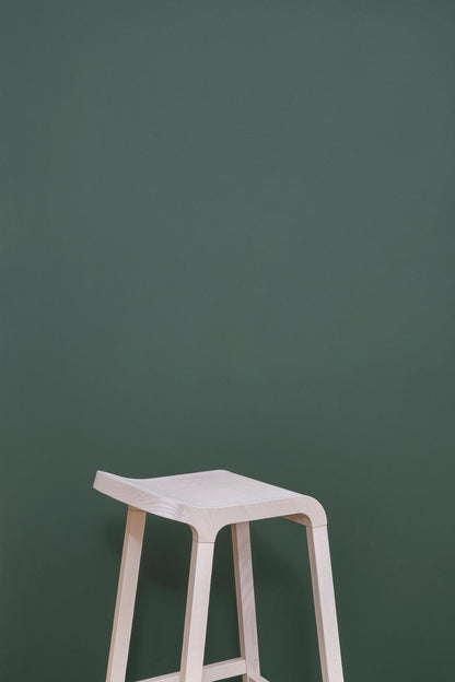 Layer 094 High Stool