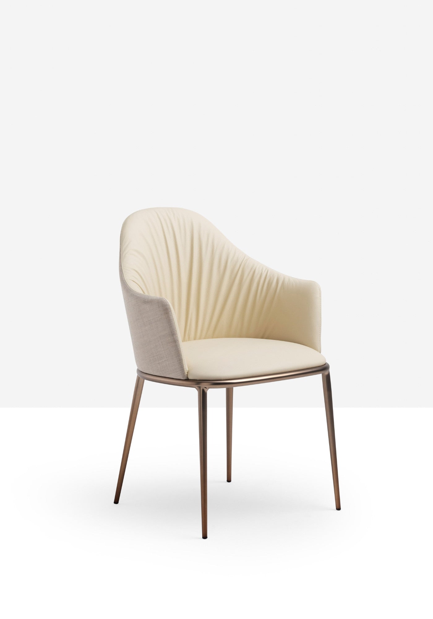 Lea Deluxe P M TS Armchair-Contract Furniture Store for hospitality, leisure & commercial projects