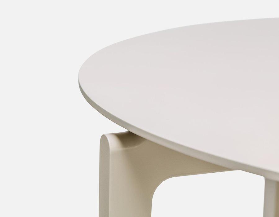 Leaf Dining Table