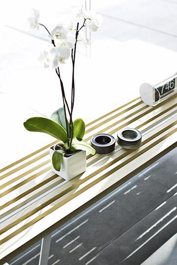 Line Bench-Contract Furniture Store for hospitality, leisure & commercial projects