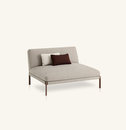 Livit C477 Chaise Longue-Contract Furniture Store for hospitality, leisure & commercial projects