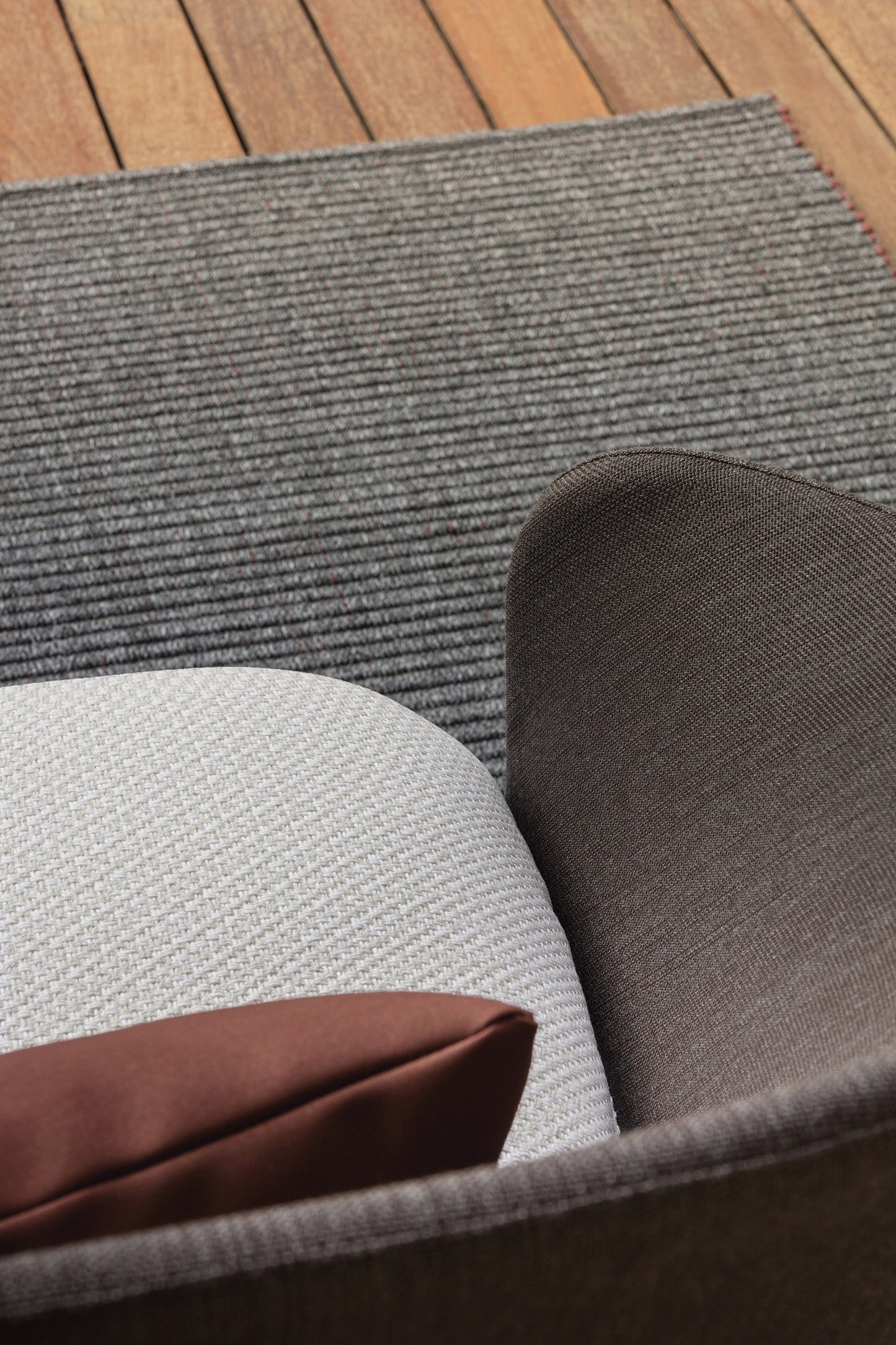 Liz Low Sofa-Contract Furniture Store for hospitality, leisure & commercial projects