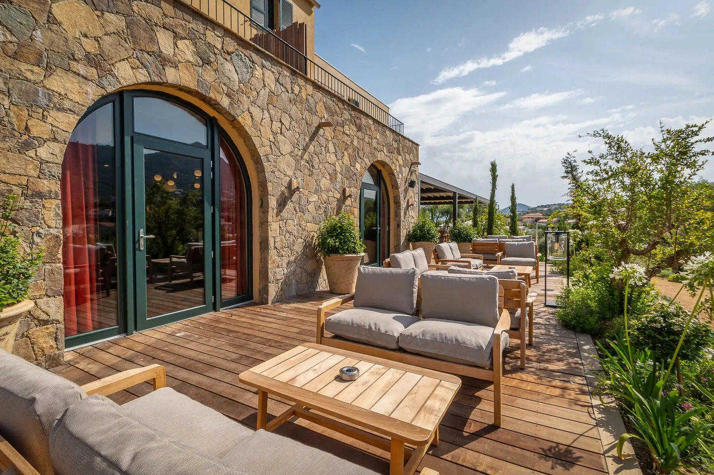 Lodge 2-Seater Sofa-Contract Furniture Store for hospitality, leisure & commercial projects