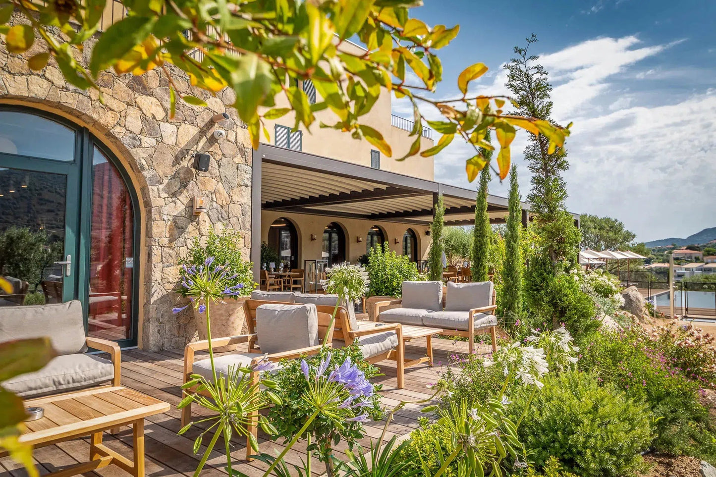 Lodge Low Armchair-Contract Furniture Store for hospitality, leisure & commercial projects