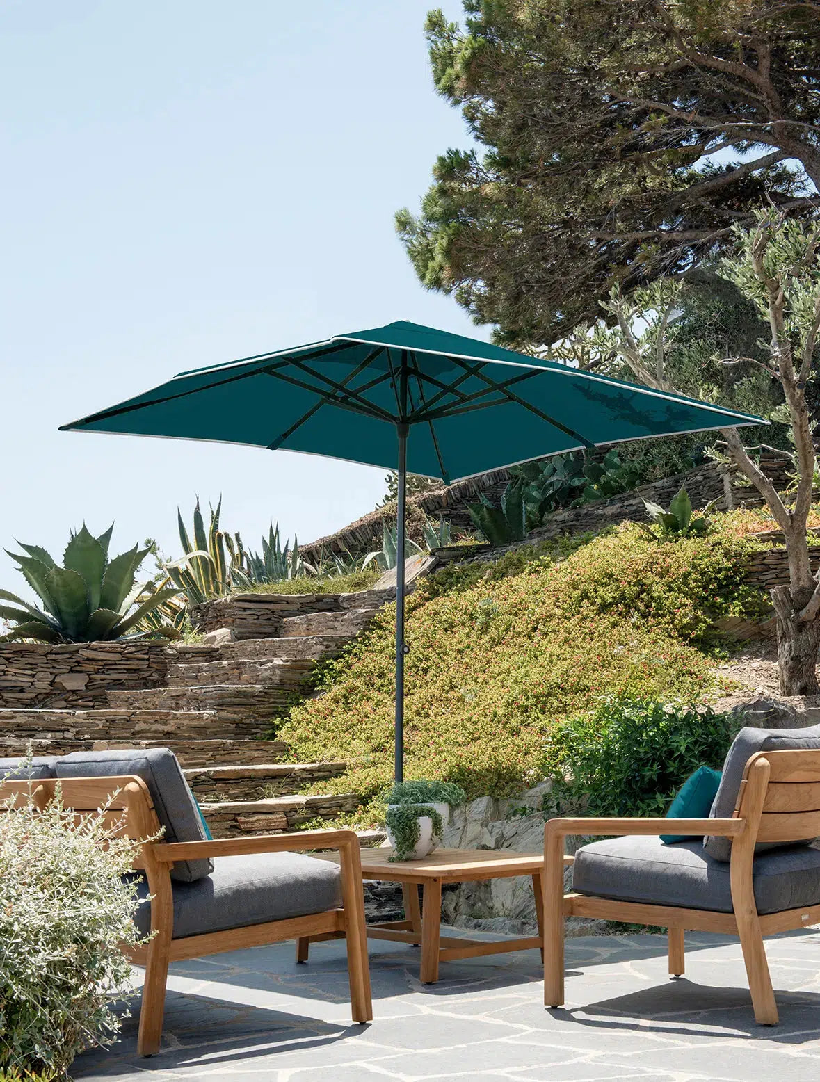 Lodge Low Armchair-Contract Furniture Store for hospitality, leisure & commercial projects