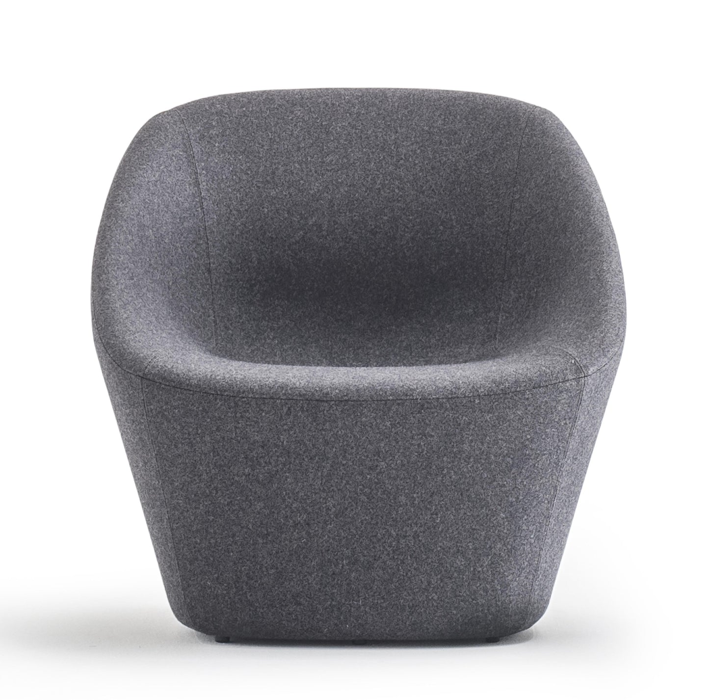Log 366 Lounge Chair