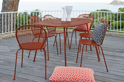 Lorette 5762 Oval Dining Table-Contract Furniture Store for hospitality, leisure & commercial projects