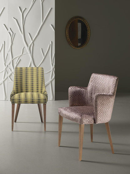 Louvre/A Armchair