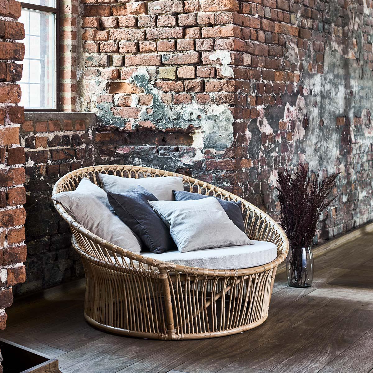 Love Nest Lounge Chair-Contract Furniture Store for hospitality, leisure & commercial projects