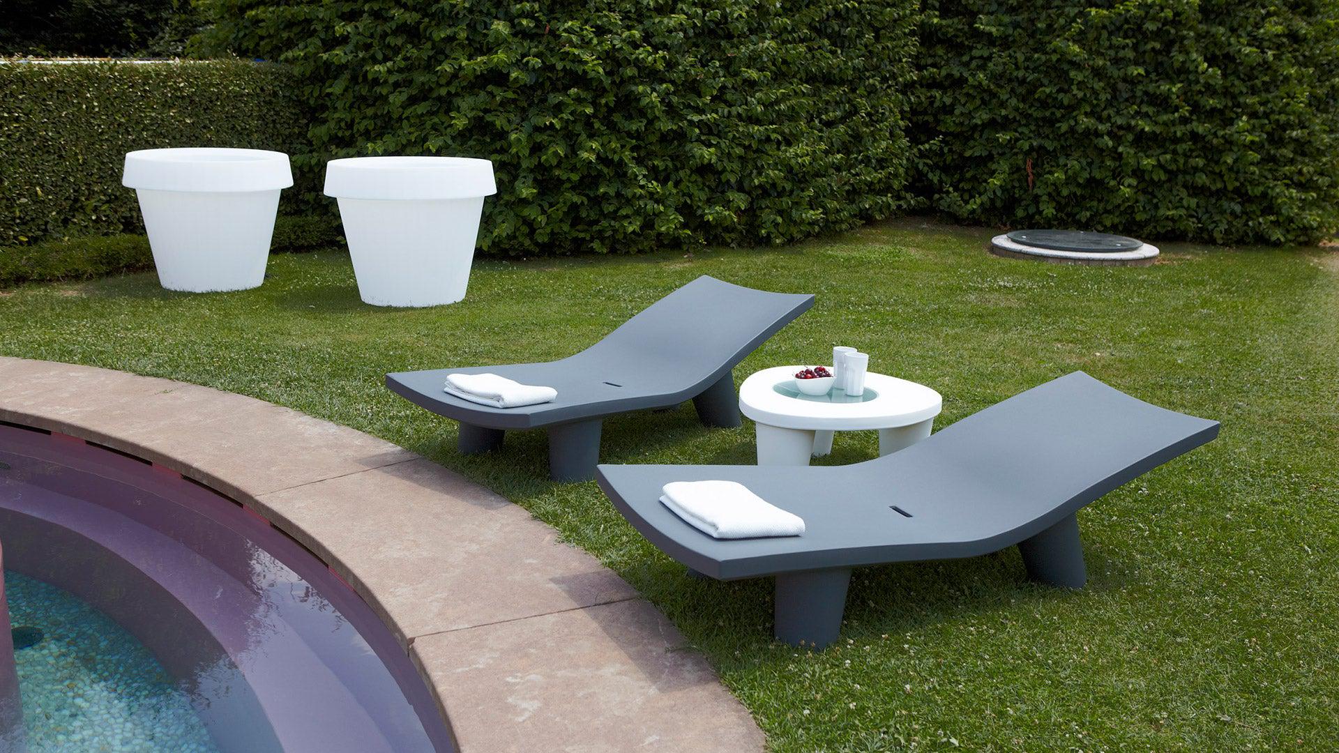 Low Lita Lounger
