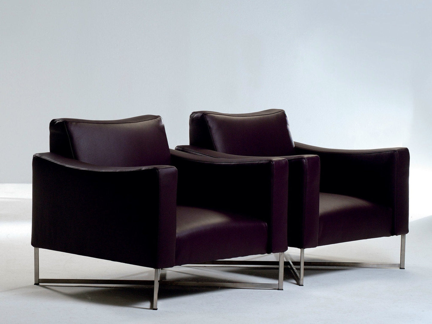Luis Lounge Chair