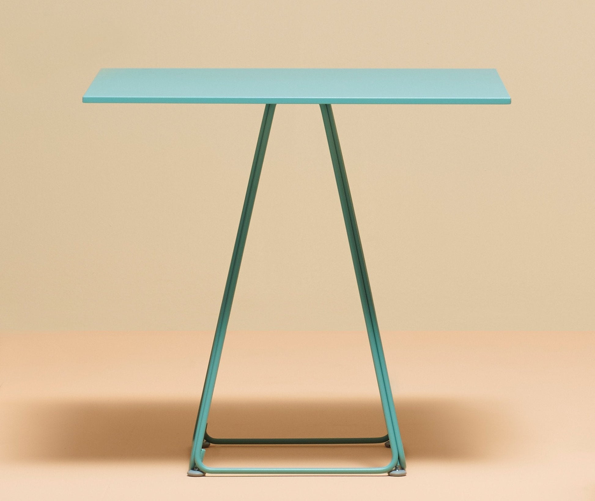 Lunar 5440 Dining Base