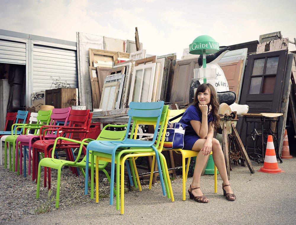 Luxembourg 4101 Side Chair