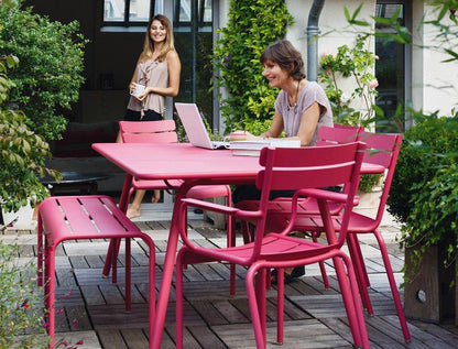 Luxembourg 4135 Dining Table