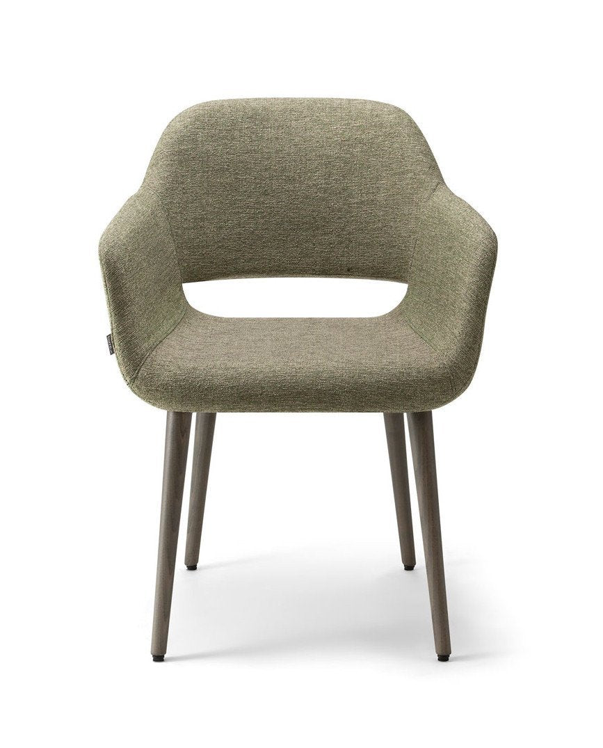 Magda 04 Base 100 Armchair