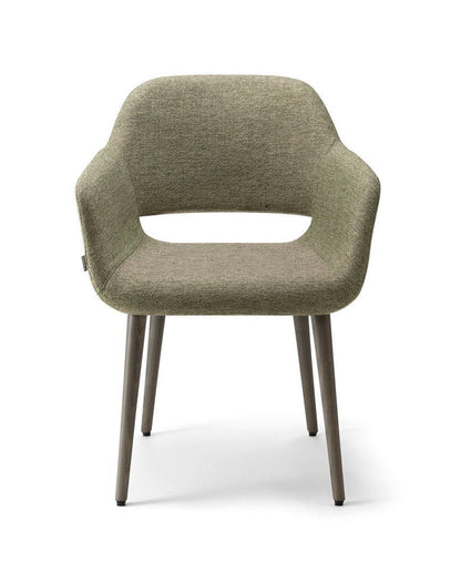 Magda 04 Base 100 Armchair