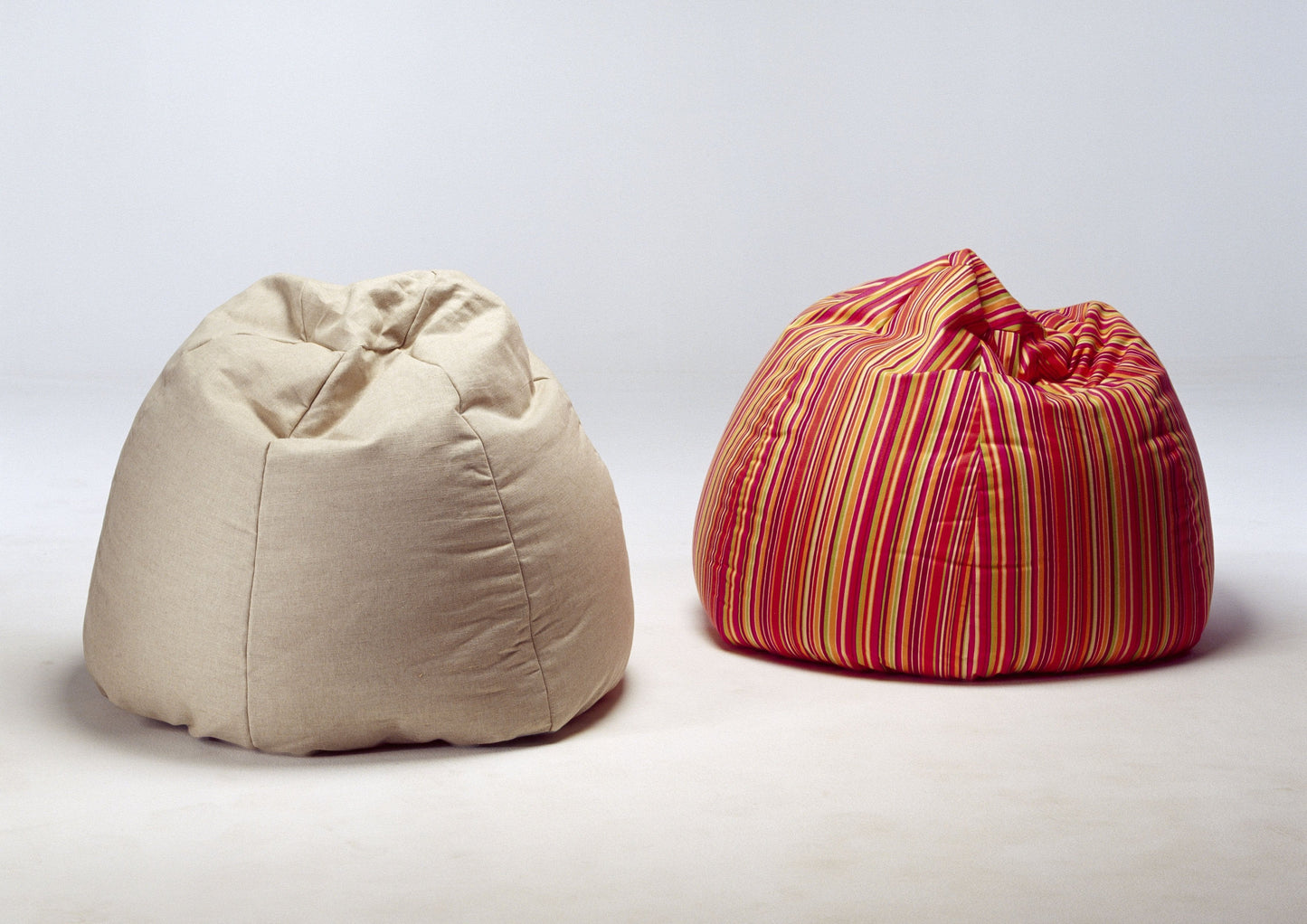 Magnum Bean Bag-Contract Furniture Store for hospitality, leisure & commercial projects