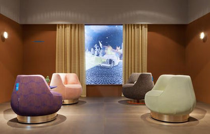 Magnum Plinth Lounge Chair