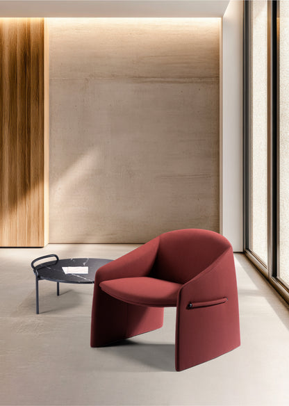 Majorette Lounge Chair-Contract Furniture Store for hospitality, leisure & commercial projects
