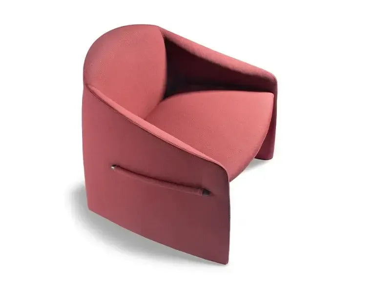 Majorette Lounge Chair-Contract Furniture Store for hospitality, leisure & commercial projects