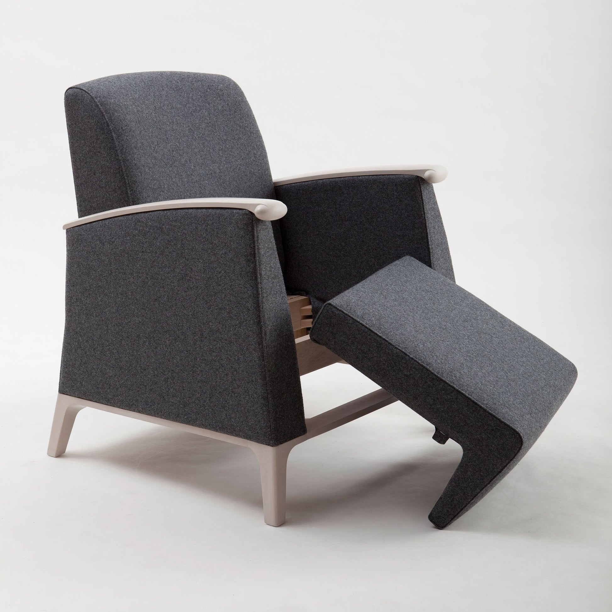 Mamy 57-63/1 Lounge Chair-Contract Furniture Store for hospitality, leisure & commercial projects