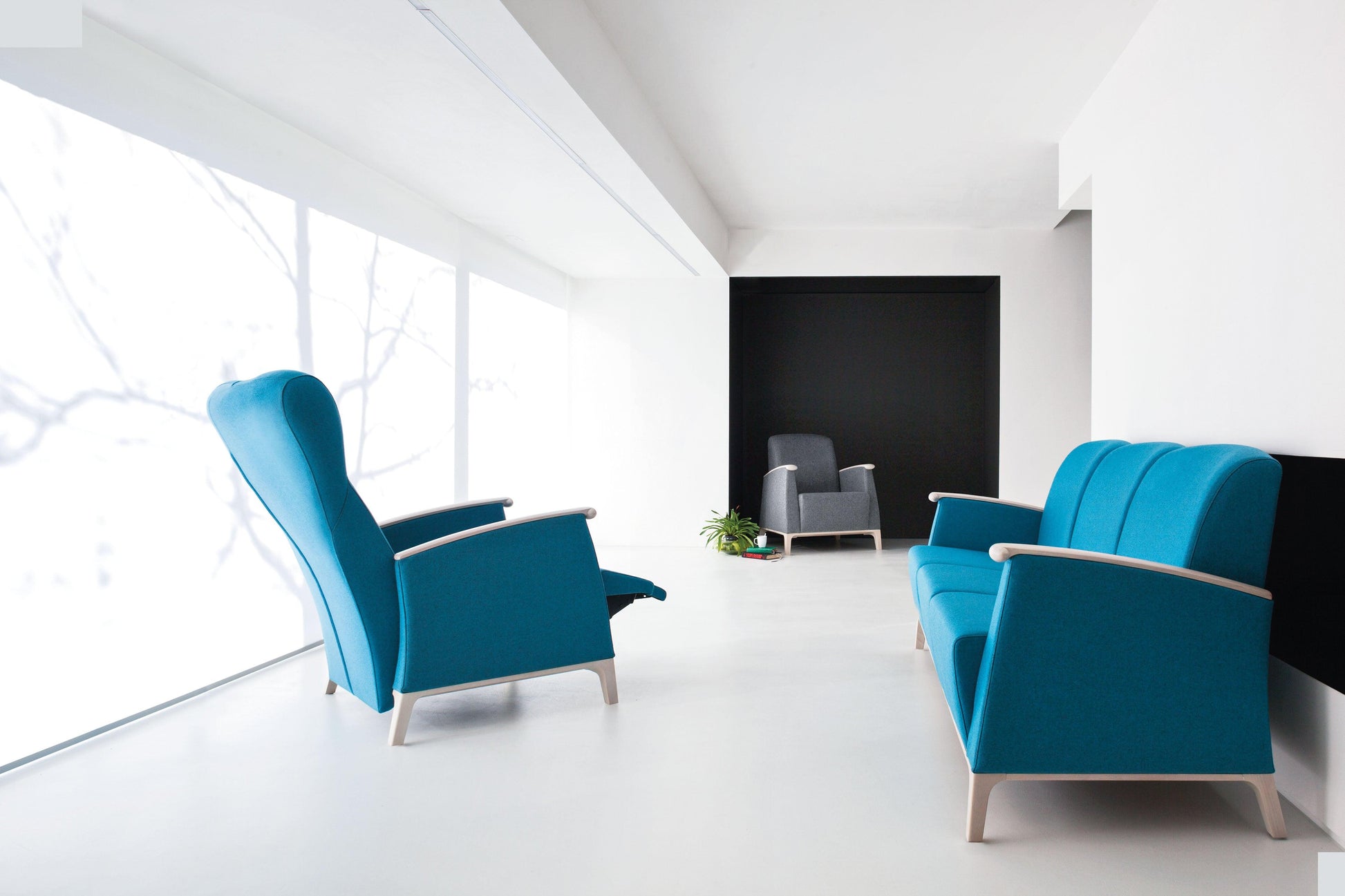 Mamy 57-63/1 Lounge Chair-Contract Furniture Store for hospitality, leisure & commercial projects