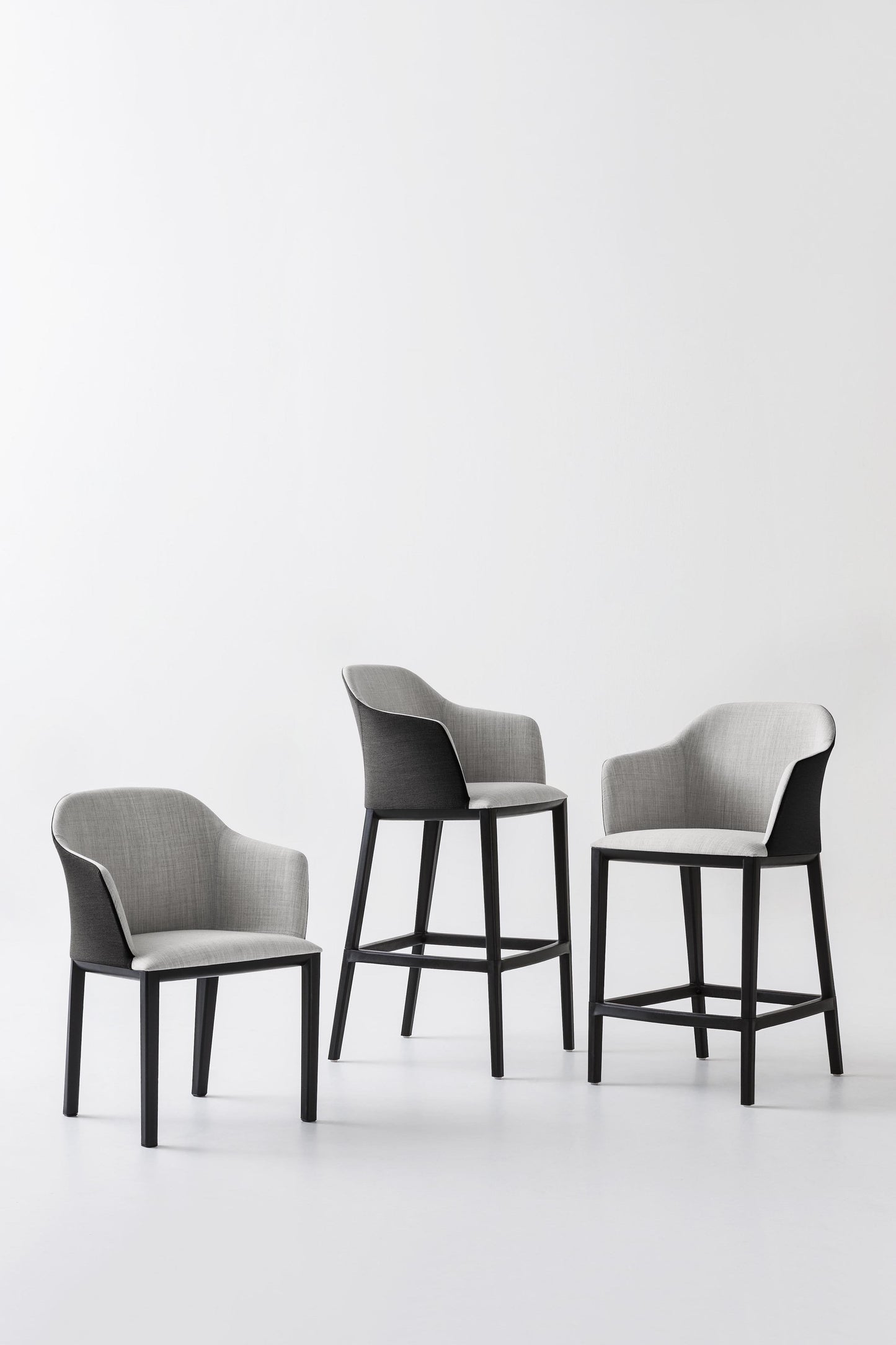 Manaa High Stool