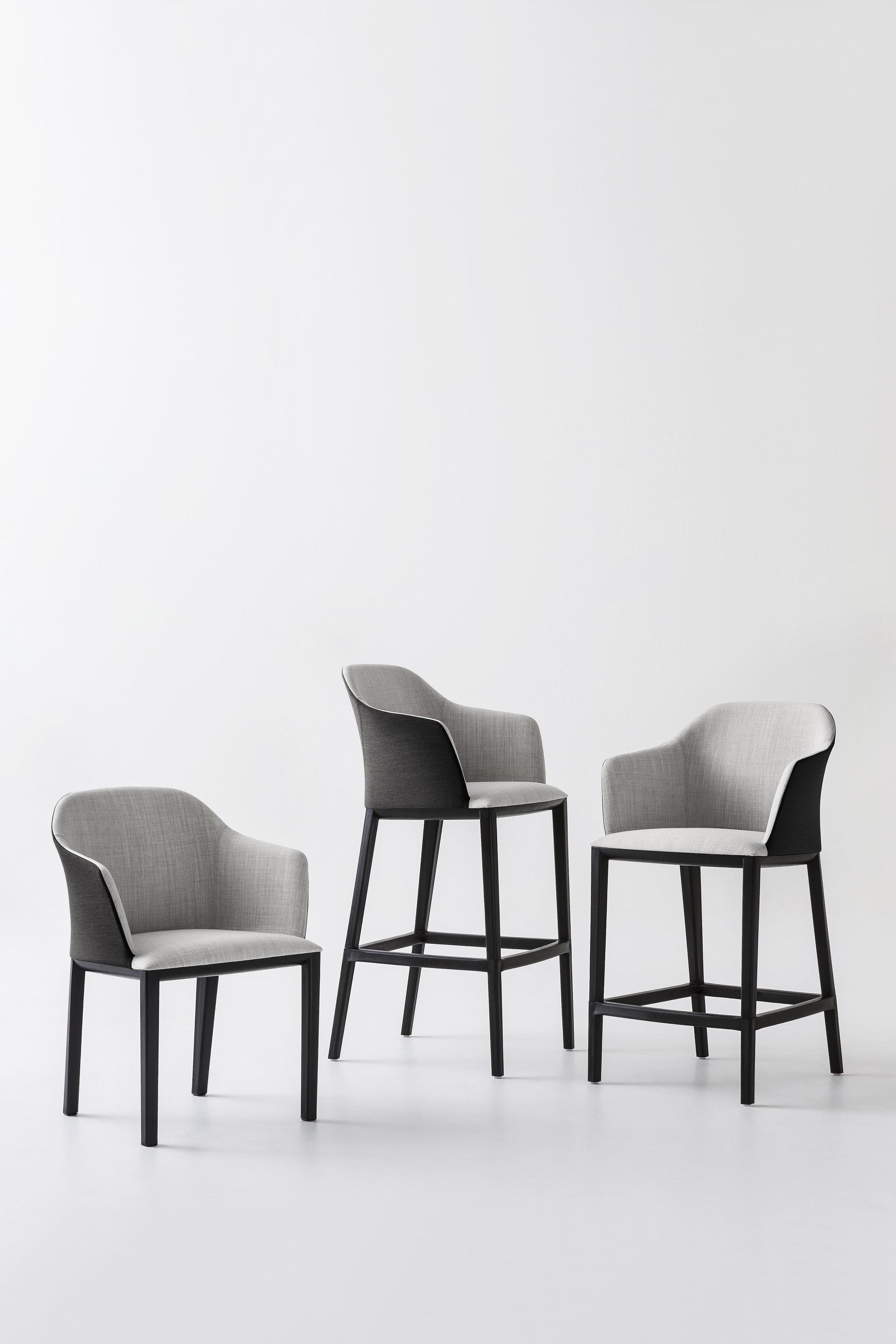 Manaa High Stool