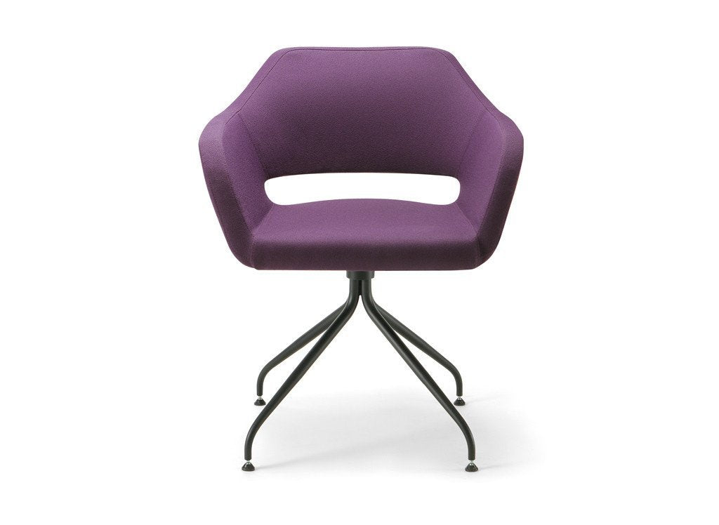 Manu 04 Base 102 Armchair