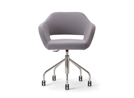 Manu 04 Base 103 Armchair